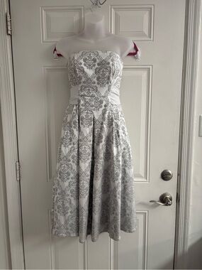NY&C Strapless Silver Damask Midi Dress